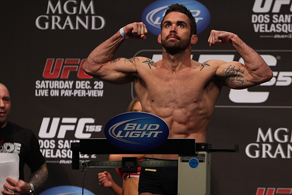 UFC 155: Όλοι στα κιλά τους (videos+photos)