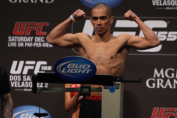 UFC 155: Όλοι στα κιλά τους (videos+photos)