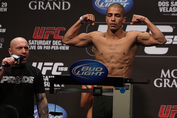 UFC 155: Όλοι στα κιλά τους (videos+photos)