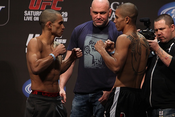 UFC 155: Όλοι στα κιλά τους (videos+photos)