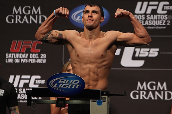 UFC 155: Όλοι στα κιλά τους (videos+photos)