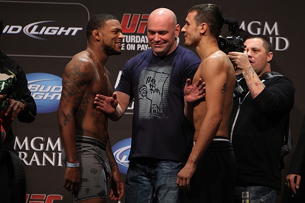 UFC 155: Όλοι στα κιλά τους (videos+photos)