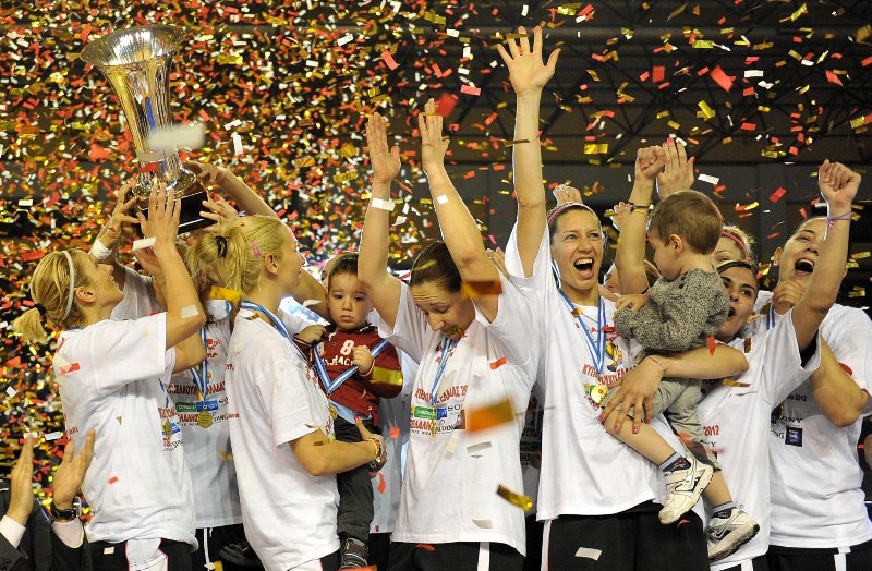 Ανασκόπηση 2012-Μπάσκετ-Ελλάδα: «Αιώνιες» κούπες (photos)