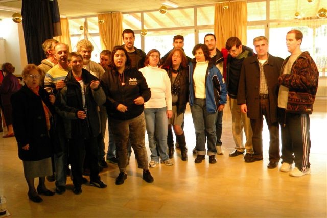 Ηλυσιακός: Μοίρασε δώρα και αγκαλιές (photos)