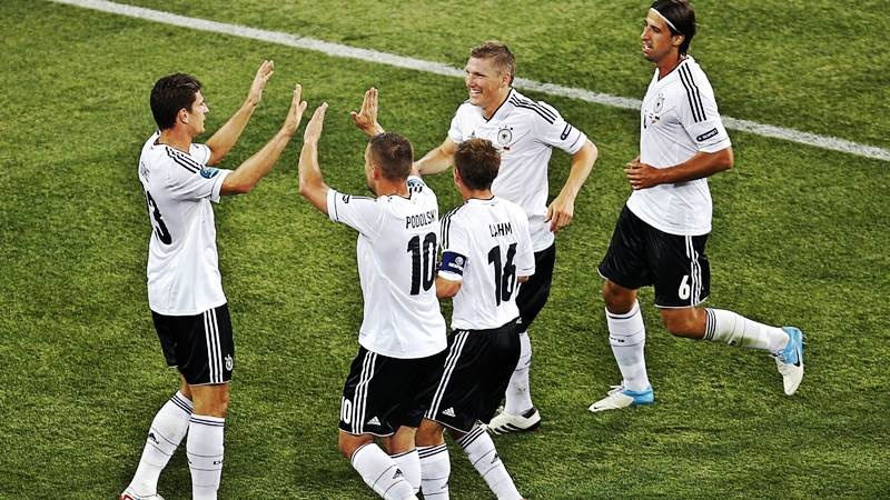 Ανασκόπηση 2012 - Ποδόσφαιρο: Ένα... μεγάλο Euro 2012 (photos+videos)
