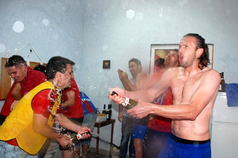 Ανασκόπηση 2012 – Football League – Πρωταθλητής στο... νήμα ο Πανθρακικός (photos+videos)