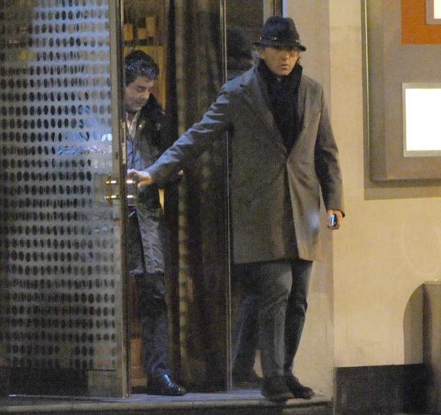 Ρομπέρτο; Εσύ είσαι; (photos)