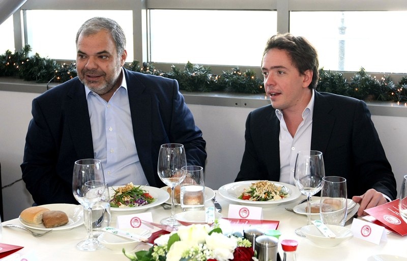 Ολυμπιακός: Το photostory της «ερυθρόλευκης» πίτας!