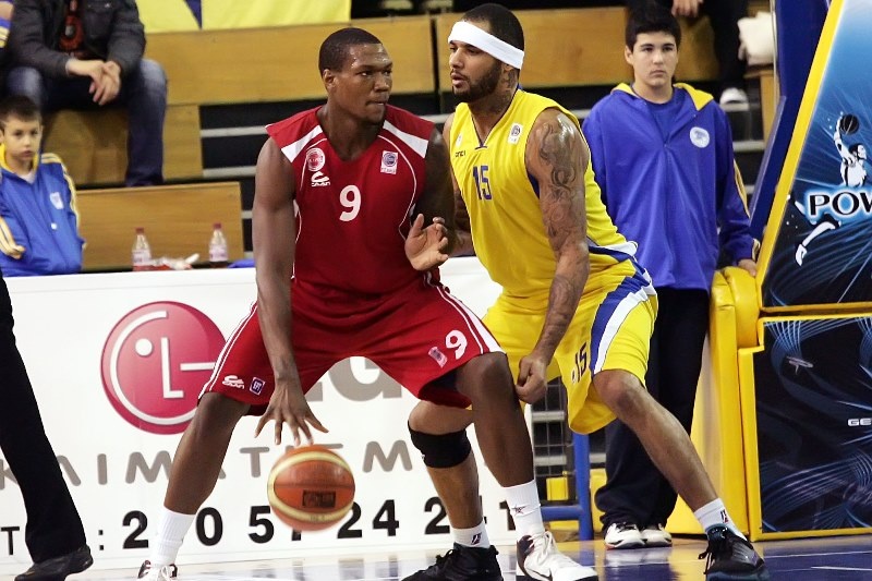 Τόμπσον στο Onsports: «Δυνατή μάχη με Σόφο, Λάσμε και Γκιστ!» (photos+videos)