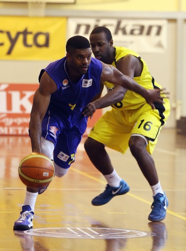 Ηλυσιακός: Νίκη «ανάσα» (photos)