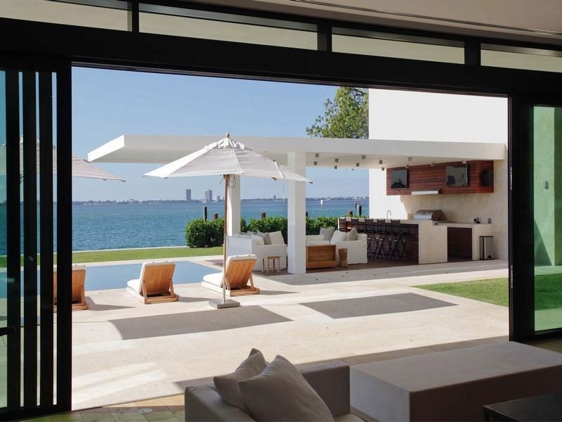 ΗΠΑ: Τα φτωχόσπιτα των αθλητών (videos+photos)