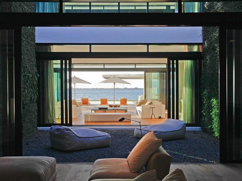 ΗΠΑ: Τα φτωχόσπιτα των αθλητών (videos+photos)