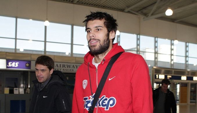 Ολυμπιακός: Η αναχώρηση για Τελ Αβίβ (photos)