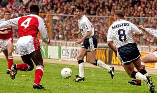 Οι... Maestro του παγκοσμίου ποδοσφαίρου (photos)