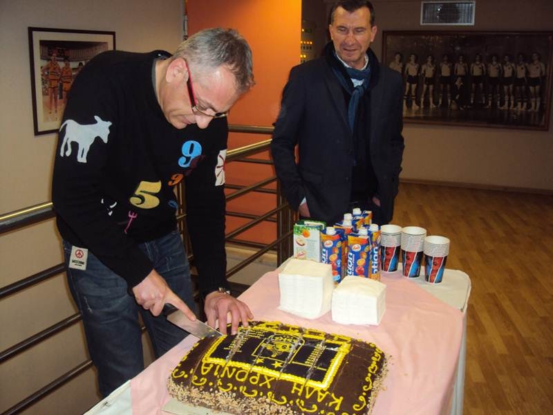 Άρης: Έκοψε την πίτα του (photos)