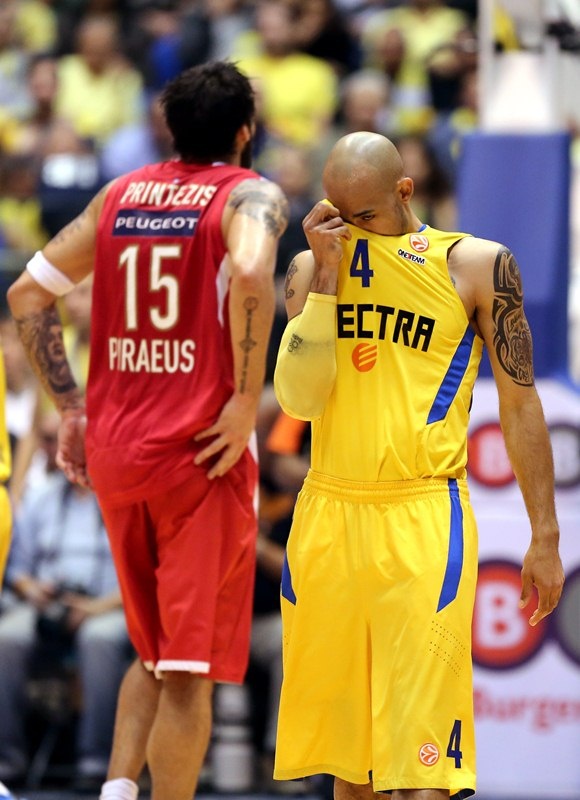 Ολυμπιακός: Ζωντανός στη μάχη της πρόκρισης