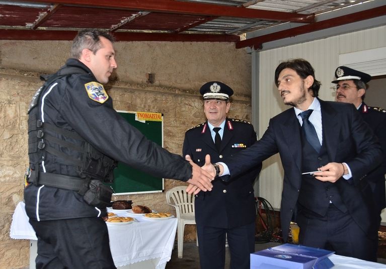 Δέκα μοτοσυκλέτες δώρισε ο Δημήτρης Γιαννακόπουλος στην ΕΛ.ΑΣ.