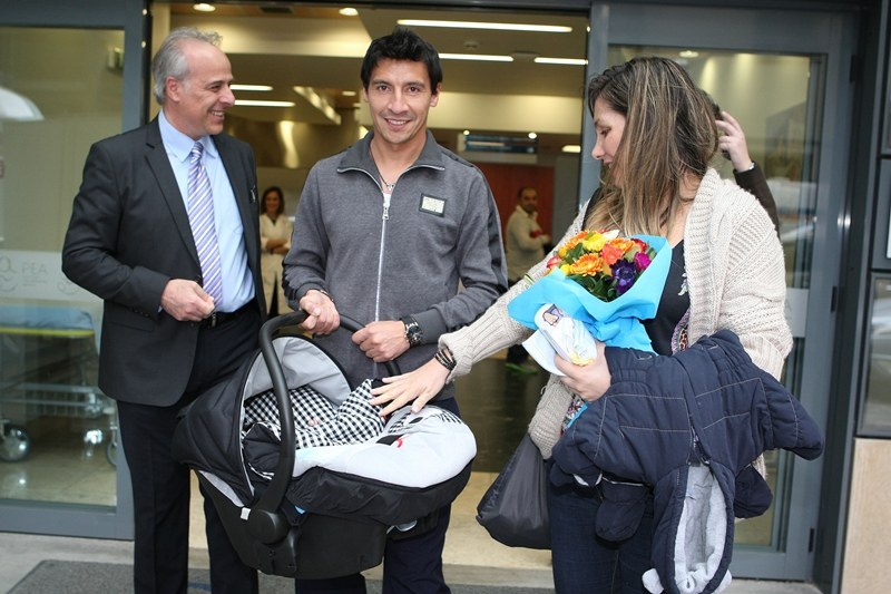 Ο ευτυχής πατέρας Κοντρέρας (photos)