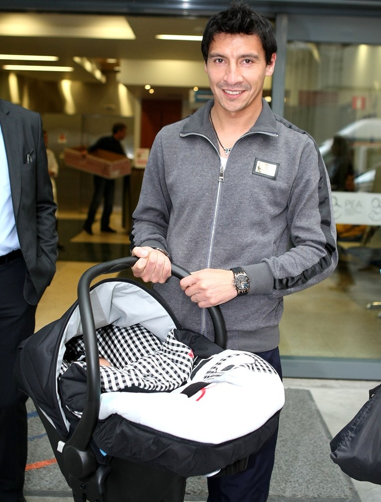 Ο ευτυχής πατέρας Κοντρέρας (photos)