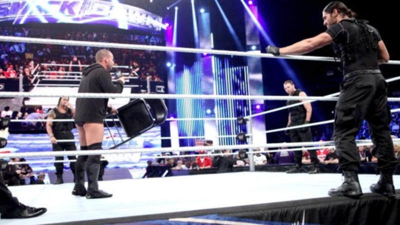 SmackDown: Νευριασμένος γίγαντας (photos+video)