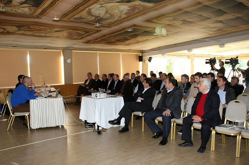 Εθνική Ελλάδας: Ενημέρωση του Πλάνου Ανάπτυξης στην Αθήνα (photos)