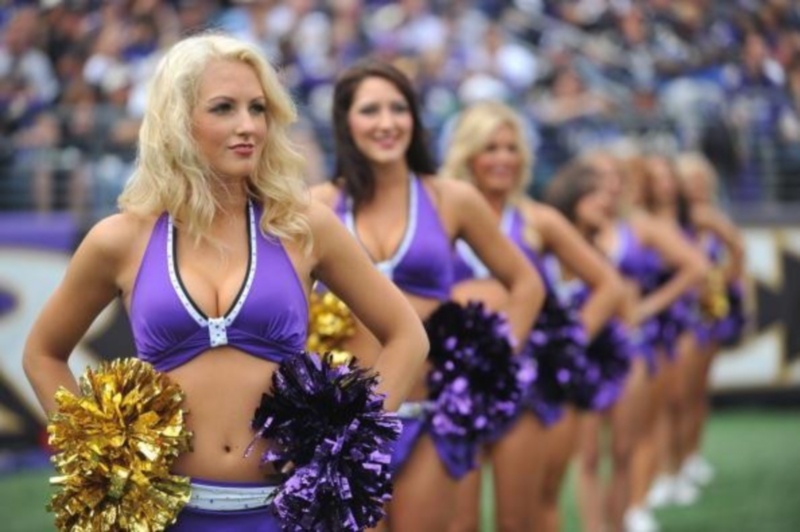 NFL: Η κόντρα των Cheerleaders (photos)