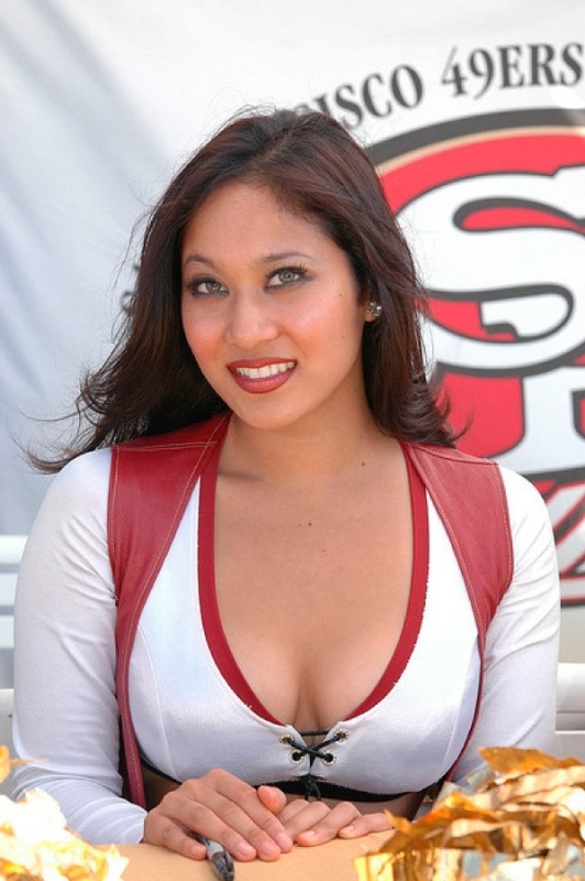 NFL: Η κόντρα των Cheerleaders (photos)