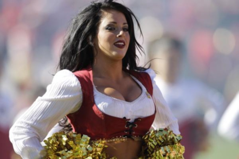 NFL: Η κόντρα των Cheerleaders (photos)
