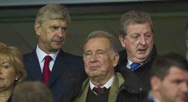 Μάντσεστερ Σίτι: Ο κατάσκοπος Μαντσίνι και ο... Ολυμπιακός (photos)