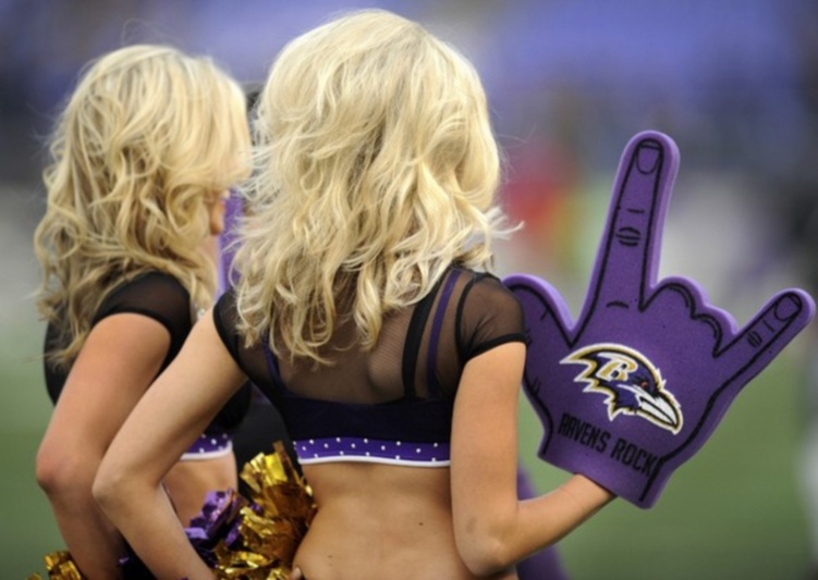 NFL: Η κόντρα των Cheerleaders (photos)