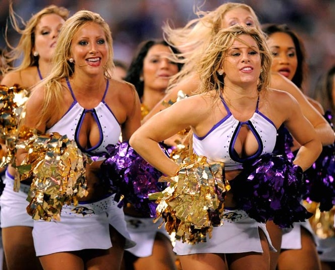 NFL: Η κόντρα των Cheerleaders (photos)