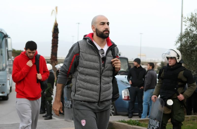Η άφιξη του Ολυμπιακού (photos)