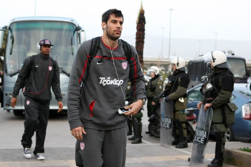 Η άφιξη του Ολυμπιακού (photos)