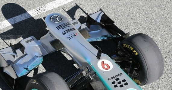 Εντυπωσιακή η νέα Μερσέντες (photos)