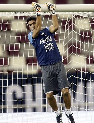 Ουρουγουάη: Τερματοφύλακας ο Σουάρες! (photos+video)