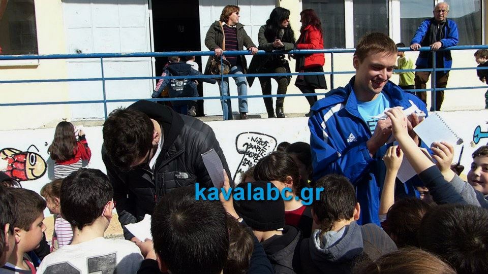 Καβάλα: Στο 2ο Δημοτικό Σχολείο (video+photos)