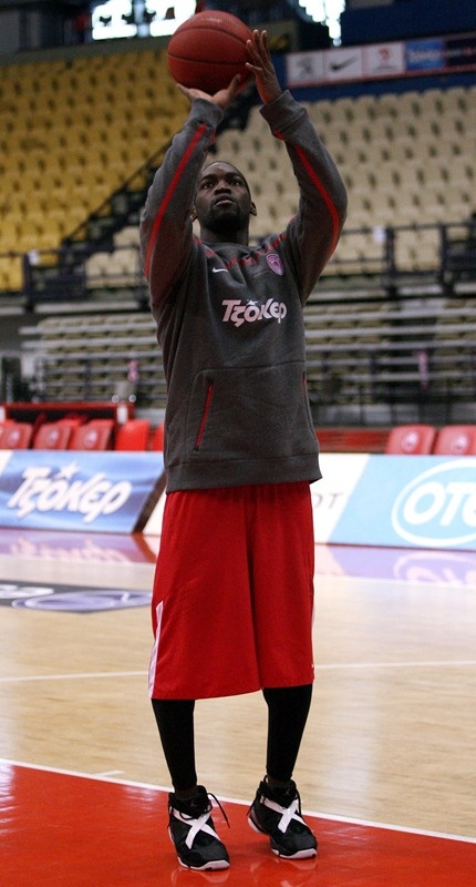 Ολυμπιακός: Στο ΣΕΦ ο Πέρκινς (photos)