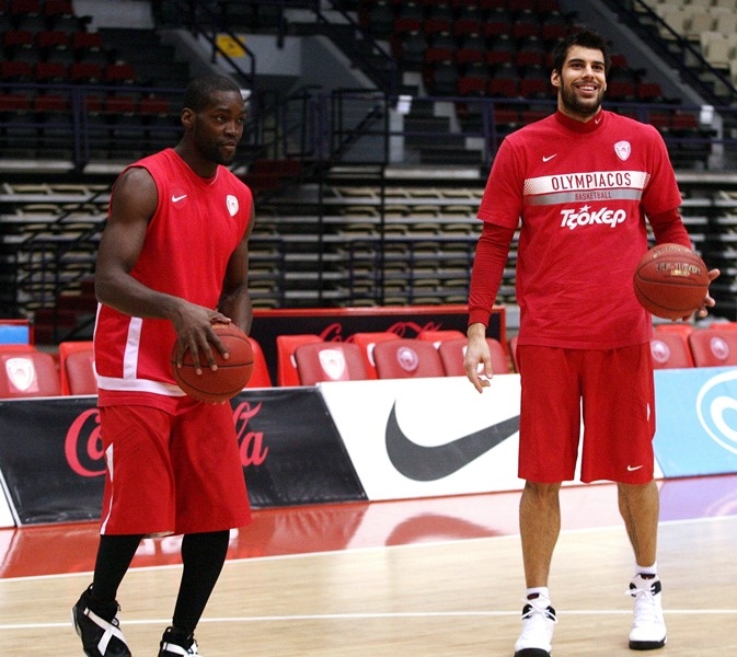 Ολυμπιακός: Στο ΣΕΦ ο Πέρκινς (photos)