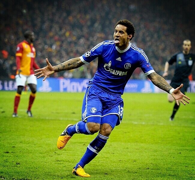 Γαλατάσαραϊ: Τσάμπα ο... κόπος των οπαδών και της κυρίας Σνάιντερ (photos)