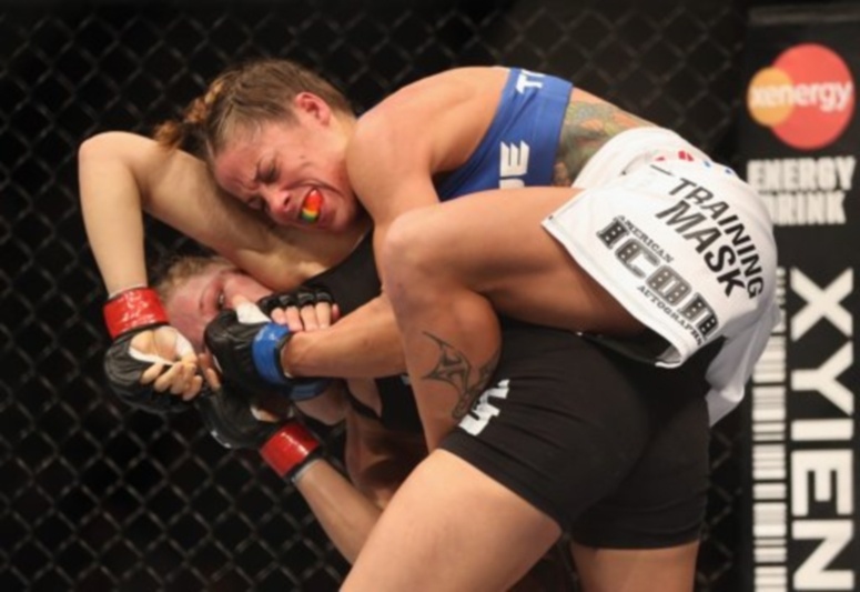 UFC 157: «Βασίλισσα» η Rousey (photos+videos)
