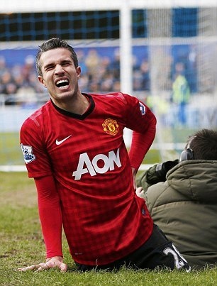 Μάντσεστερ Γιουνάιτεντ: Φαν Πέρσι, δεν... βλέπεις μπροστά σου; (photos+video)