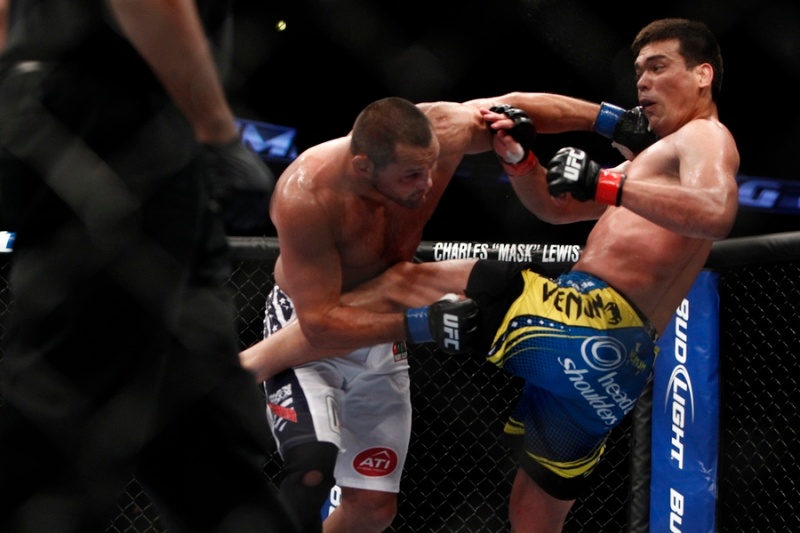 UFC 157: «Βασίλισσα» η Rousey (photos+videos)