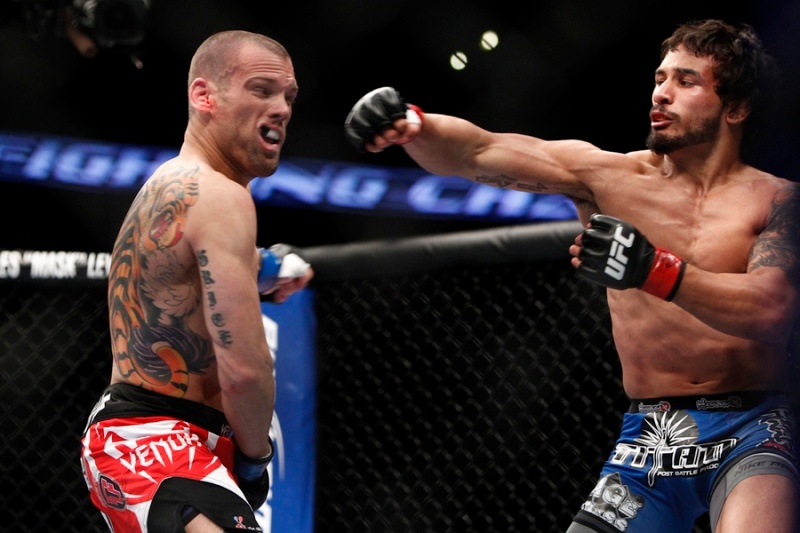 UFC 157: «Βασίλισσα» η Rousey (photos+videos)