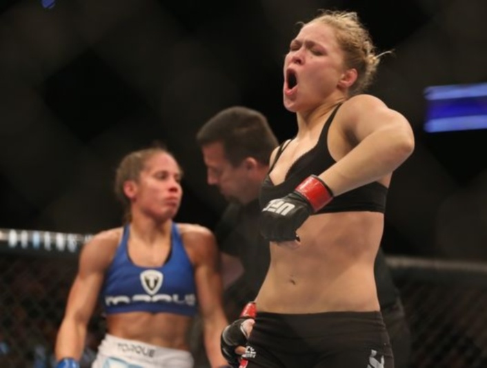 UFC 157: «Βασίλισσα» η Rousey (photos+videos)