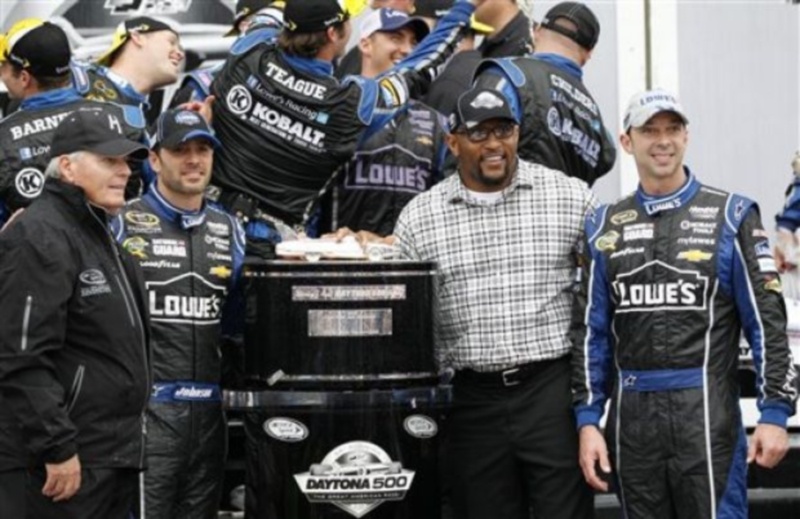 Daytona 500: Το πήρε ο Jimmie Johnson (photos)