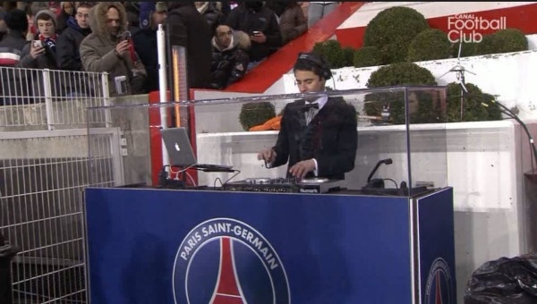 Παρί Σεν Ζερμέν: Το ντεμπούτο του Μπέκαμ και η Βικτόρια (photos+videos)