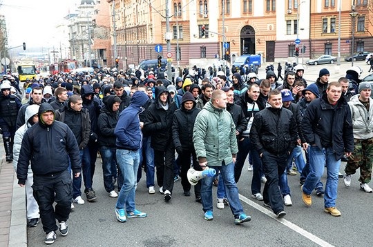 Σύμμαχοι οι φίλοι της Παρτιζάν και του Ερυθρού Αστέρα (photos+video)