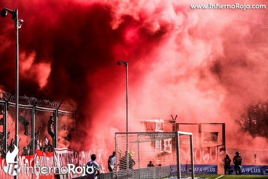 Τρομερή ατμόσφαιρα στο Ιντεπεντιέντε – Ρασίνγκ (photos+videos)