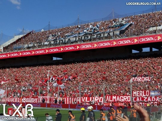 Τρομερή ατμόσφαιρα στο Ιντεπεντιέντε – Ρασίνγκ (photos+videos)