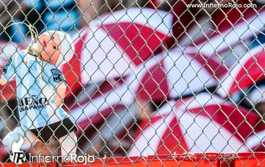 Τρομερή ατμόσφαιρα στο Ιντεπεντιέντε – Ρασίνγκ (photos+videos)